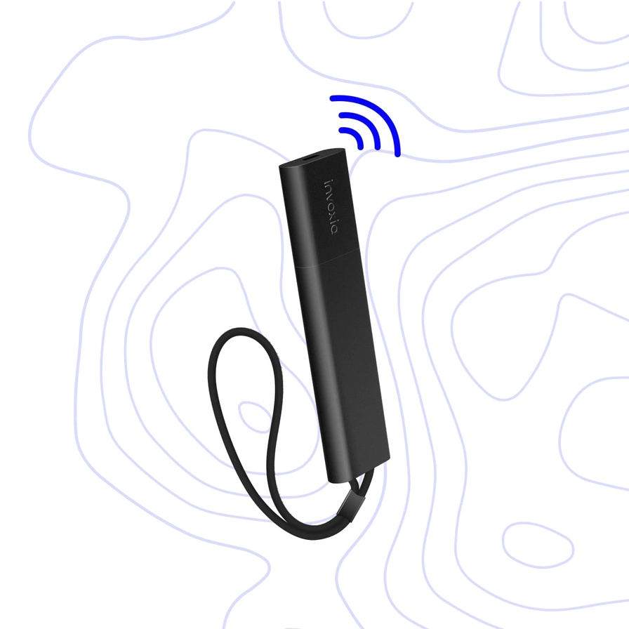 Diagram of the technologies used by the Invoxia GPS Tracker (in order: Bluetooth, Wi-Fi, GPS)