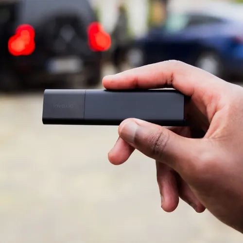 Anti-theft GPS tracker for cars