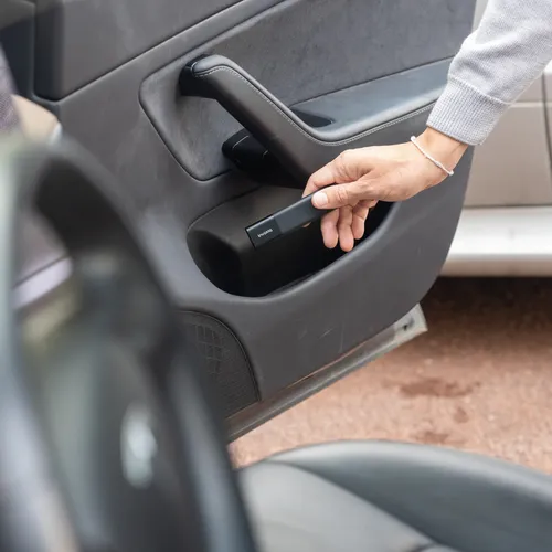 Insurance-approved GPS tracker for cars